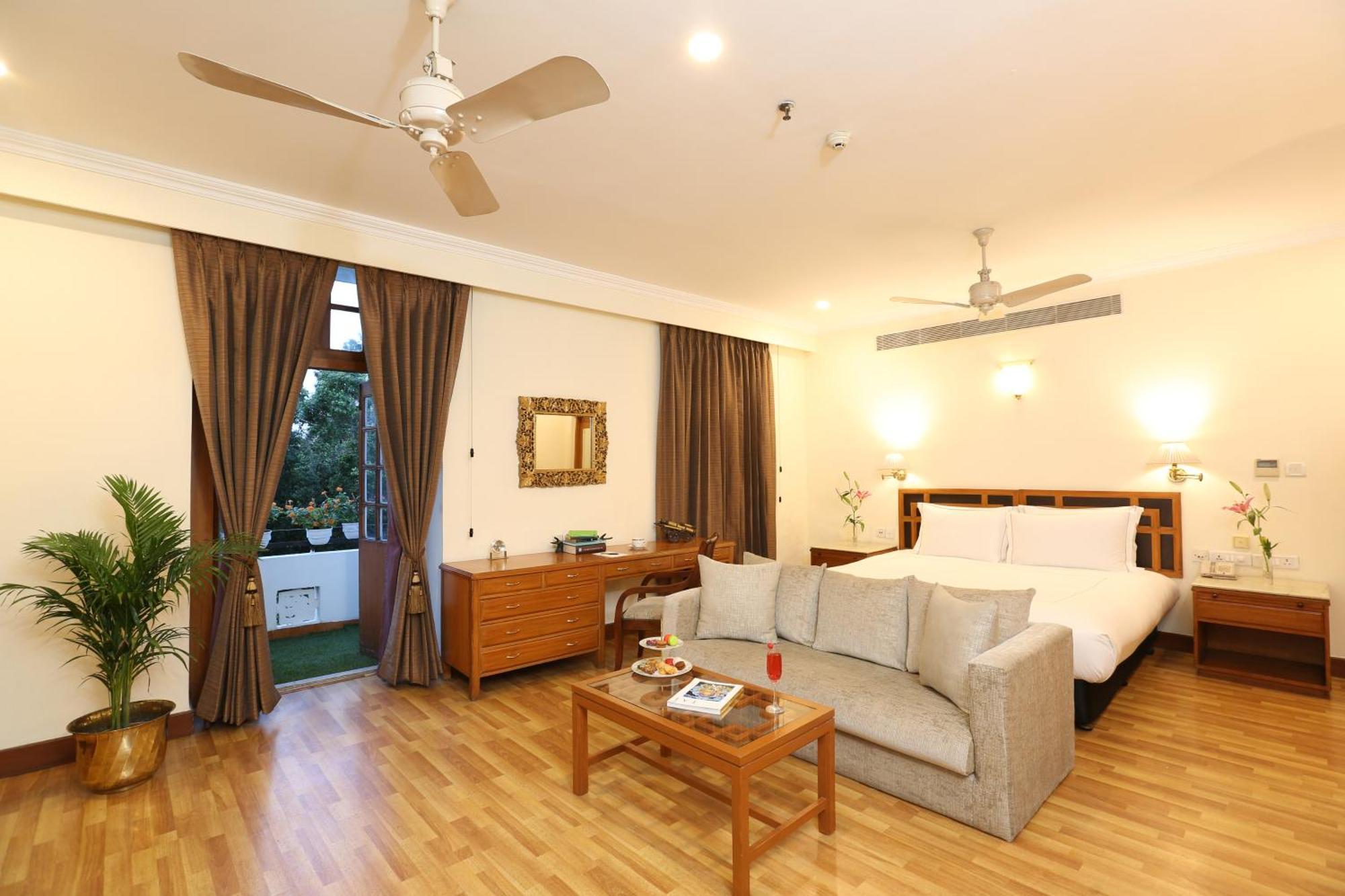Ambassador, New Delhi - Ihcl Seleqtions Otel Dış mekan fotoğraf